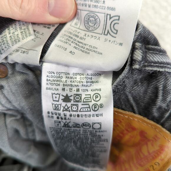 Levi's 501 Cut Off Shorts Button Fly Men's 29 100% Cotton Rigid Denim Black Wash - Picture 5 of 6